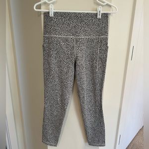 Athleta cropped leggings